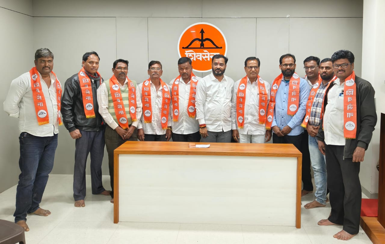 जोर्वे गटात थोरातांना धक्का! पिंपरणेचे सरपंच ग्रामपंचायत सदस्य, दूध संस्थेच्या चेअरमनसह  ग्रामस्थांचा शिवसेनेत प्रवेश