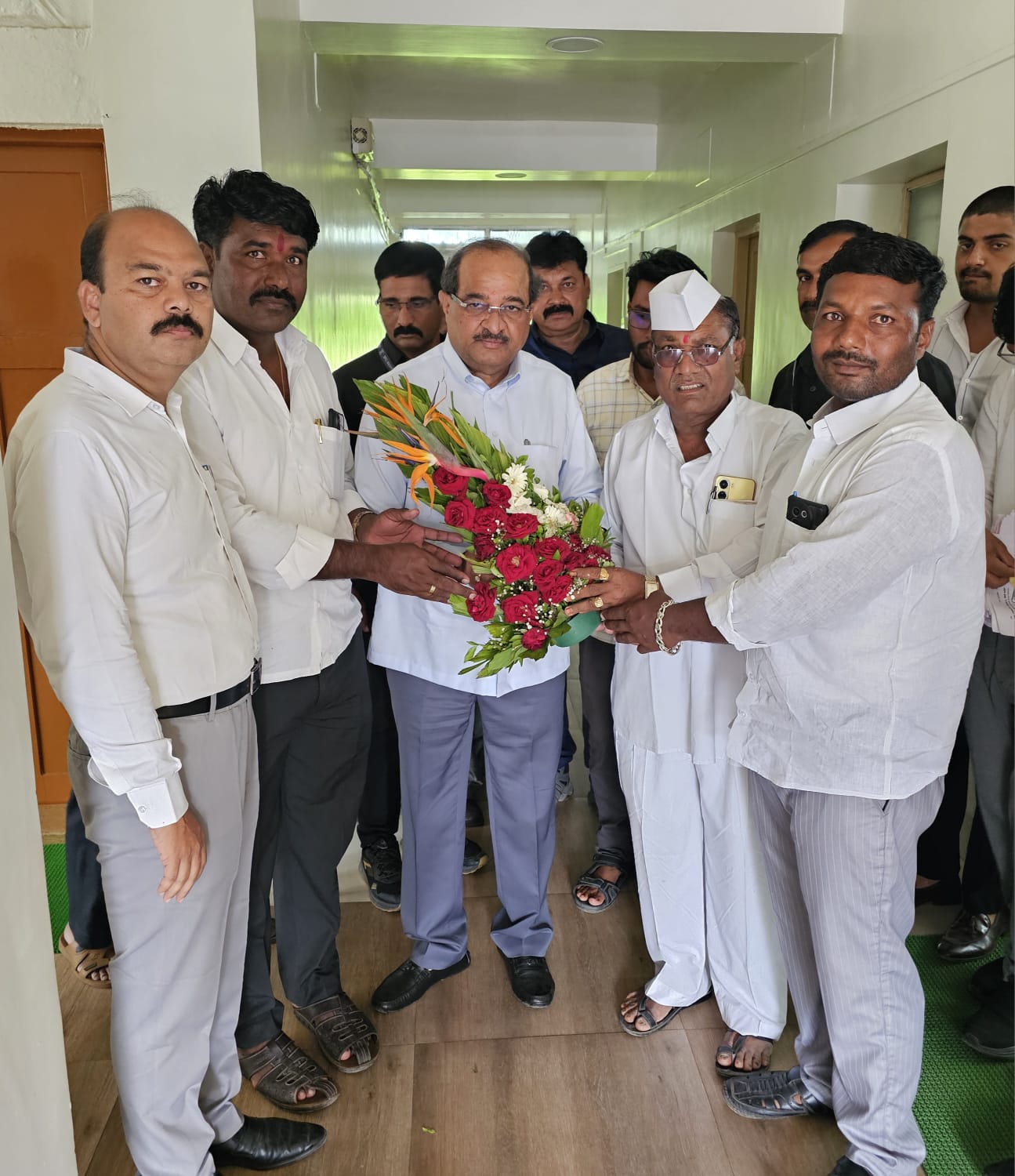 पठार भागातील भाजप चे जेष्ठ नेते बाळासाहेब कोंडाजी खेमनर यांचा वाढदिवसाच्या निमित्ताने मोठा निर्णय